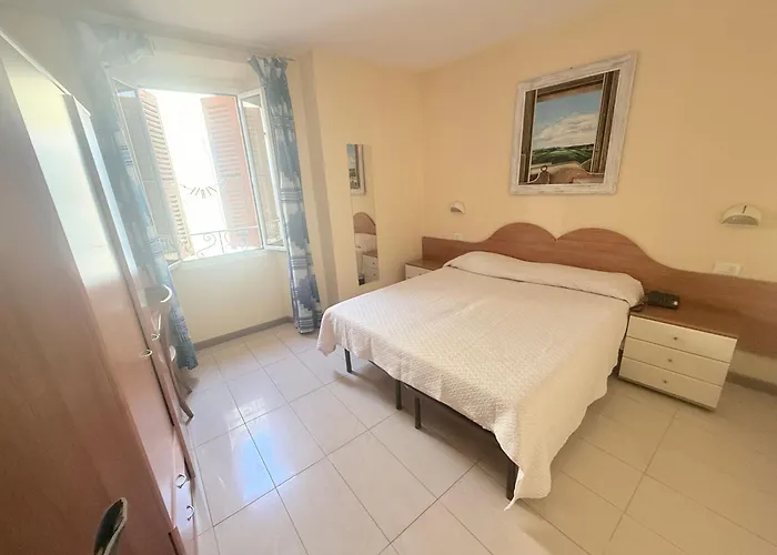 Hotell La Balnearia 3*