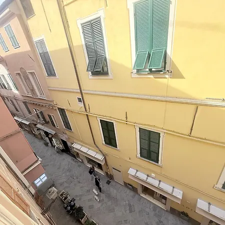 La Balnearia ホテル アラッシオ