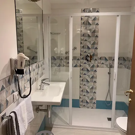 La Balnearia アラッシオ