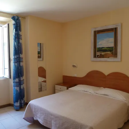 La Balnearia アラッシオ