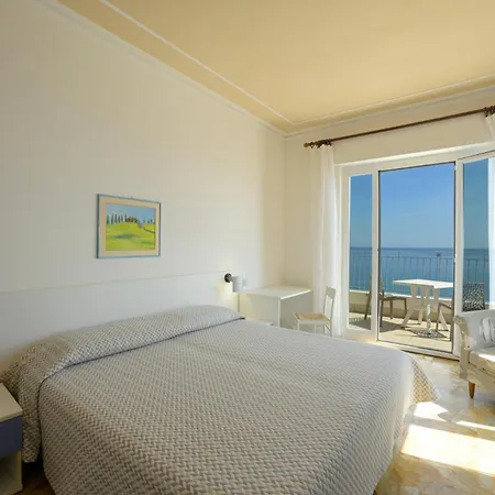 La Balnearia Szálloda Alassio
