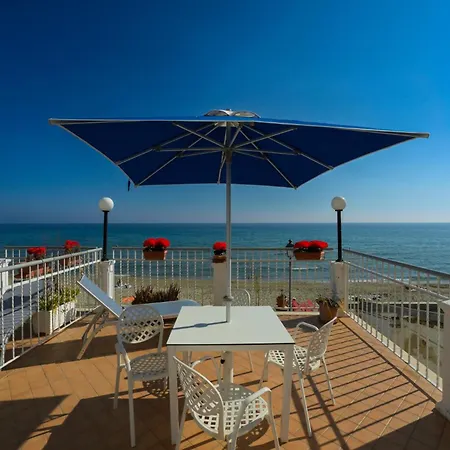 La Balnearia Hotel
