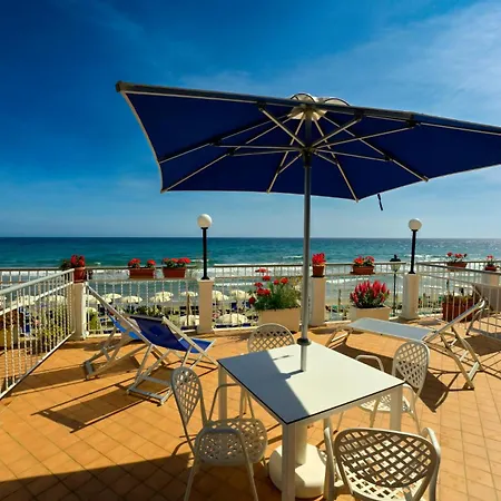 호텔 La Balnearia 3*